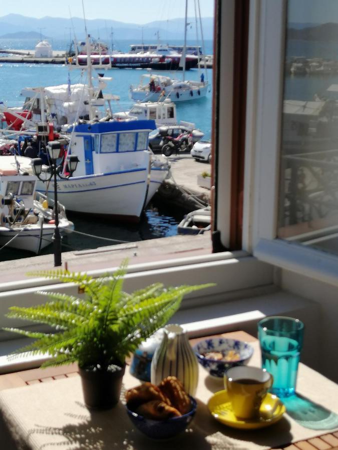 Aegina Port Apt 4 Exterior photo